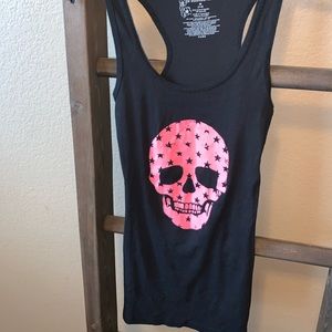 Skull tank